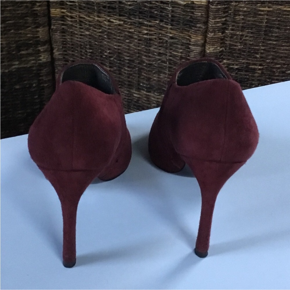 STUART WEITZMAN - Picture 4 of 15